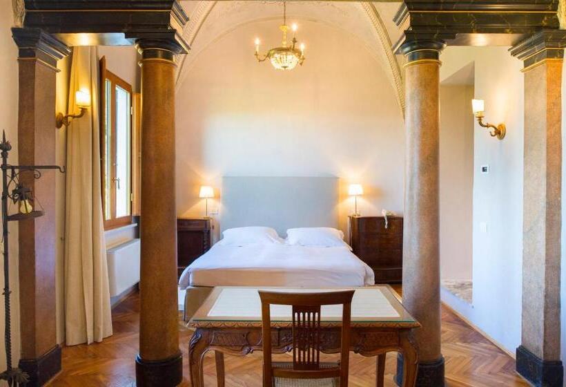 اتاق لوکس, Palazzo Ravizza