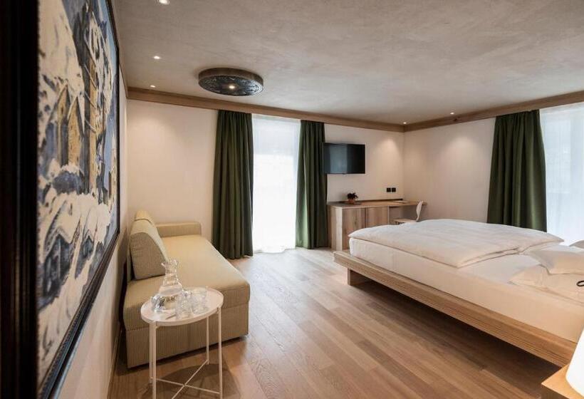 豪华房间, Posta Zirm