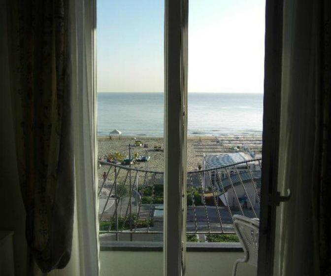 スタンダードシングルルーム, Sarti