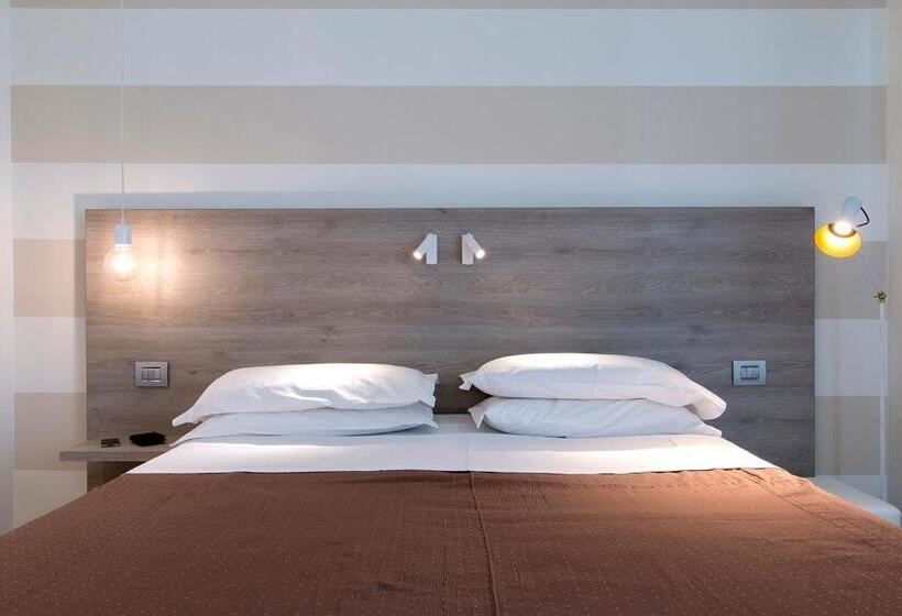 オーシャンビュースタンダードルーム, Sarti