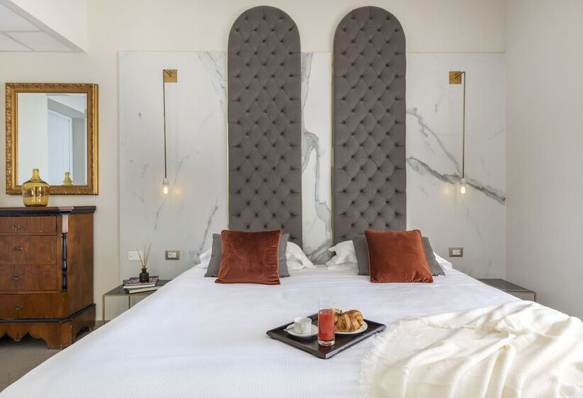 جناح جونيور مطلّ علي البحر, Villa Paradiso