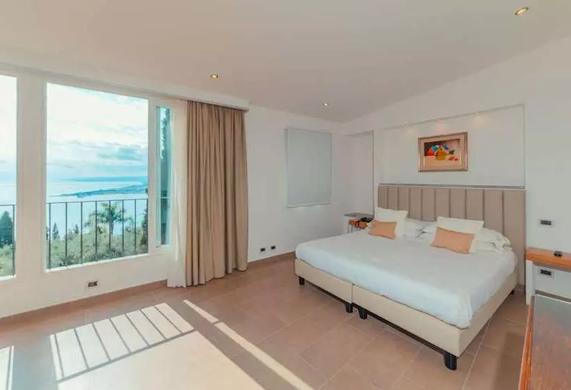Standard-huone Merinäkymä Terassi, Villa Paradiso