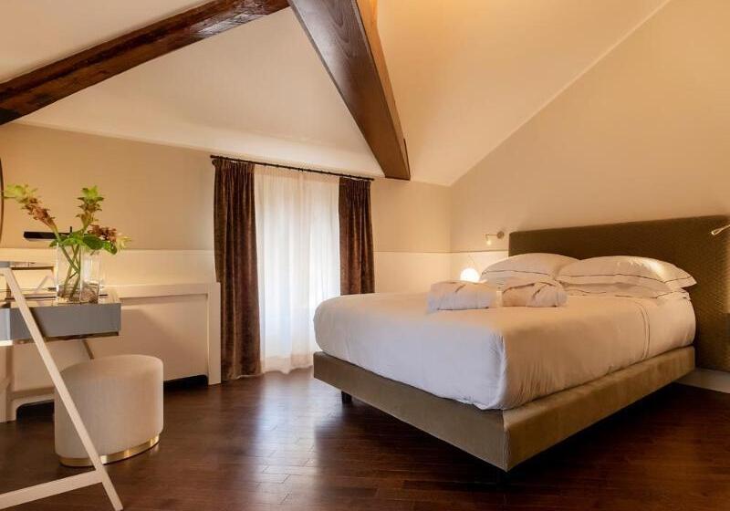 デラックスルーム, Villa Soligo   Small Luxury Hotels Of The World
