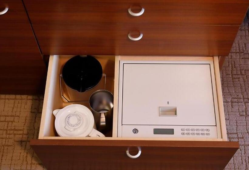 キングサイズベッドのスタンダードルーム, Odakyu Hotel Century Southern Tower