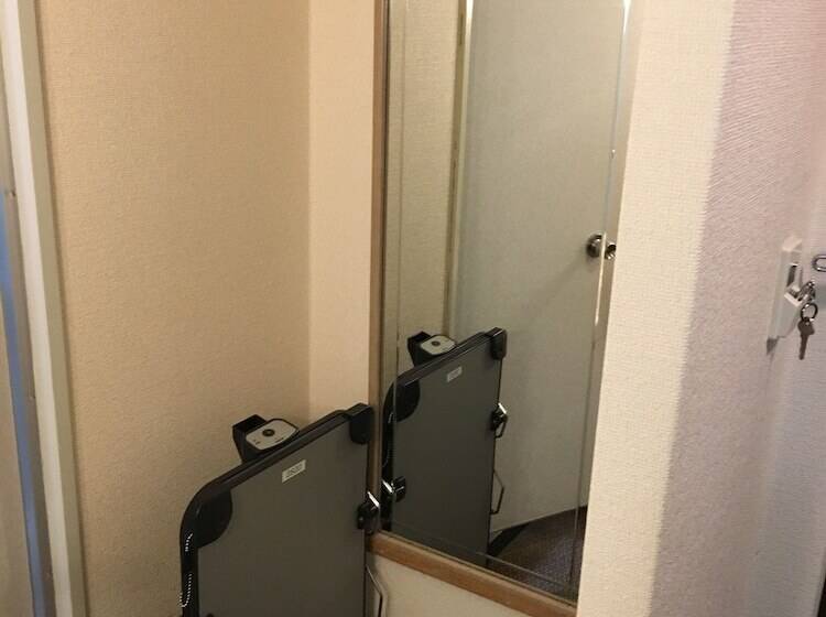 غرفة إقتصادية ثلاثية, Daiichi Inn Ikebukuro