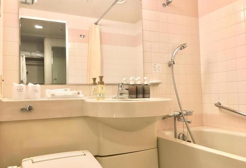 Quarto Estandar, Fujita Fukui