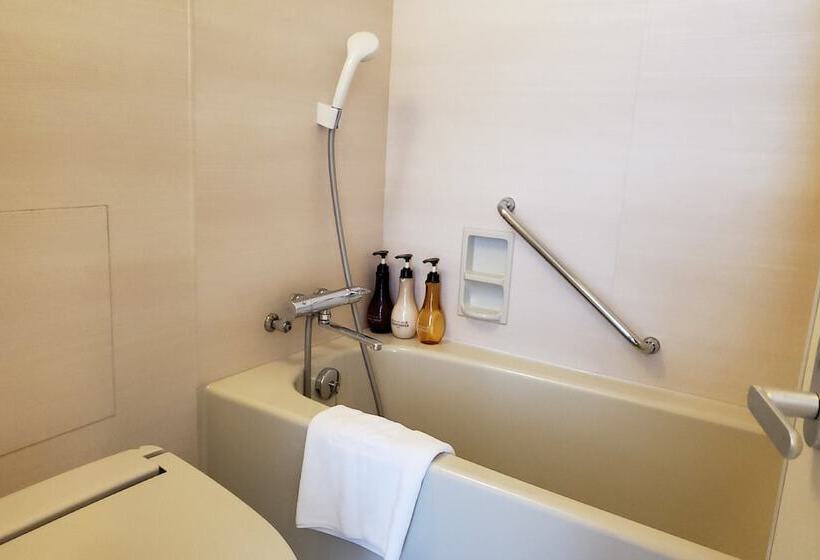 Номер Клуб, Grand Prince Hotel Hiroshima