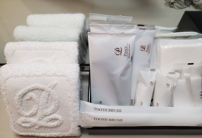 חדר סטנדרט לשלושה, Grand Prince Hotel Hiroshima