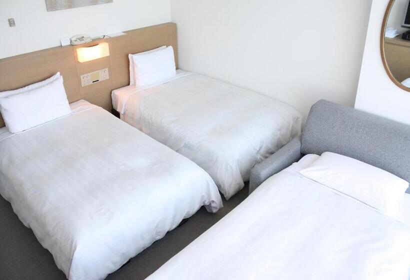 חדר סטנדרט לשלושה, Grand Prince Hotel Hiroshima