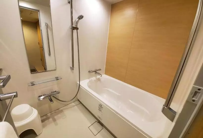 キングサイズベッドのデラックスルーム, Grand Prince Hotel Hiroshima