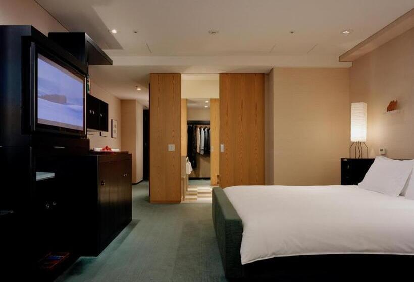 스탠다드 룸 킹사이즈 침대, Park Hyatt Tokyo