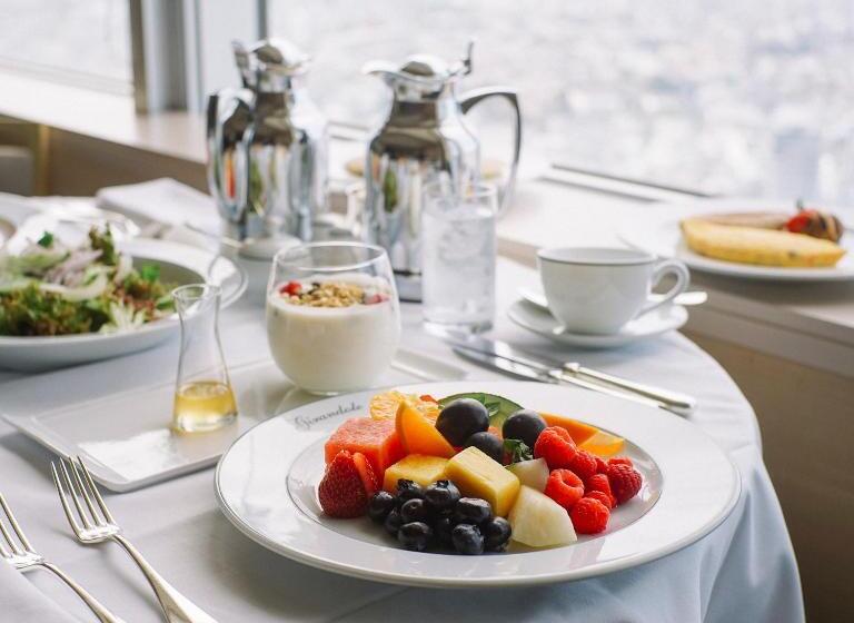 스위트 킹사이즈 침대, Park Hyatt Tokyo