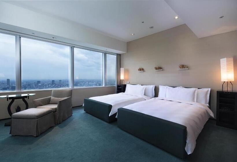 Номер Стандарт, Park Hyatt Tokyo