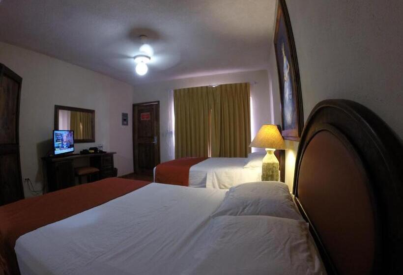 ファミリールーム, Club Cantamar Beach Hotel & Marina