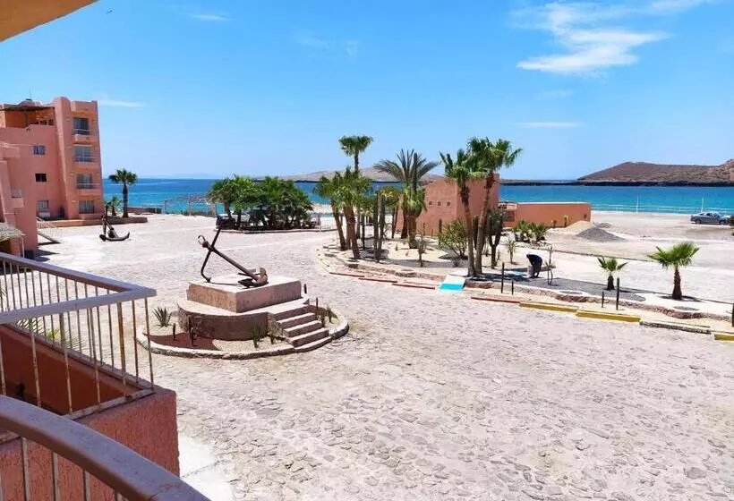 エコノミールーム, Club Cantamar Beach Hotel & Marina
