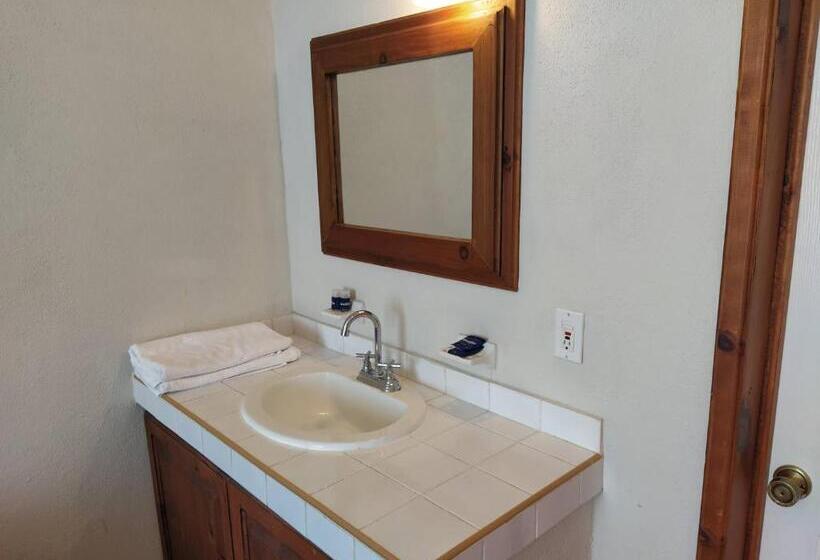 エコノミールーム, Club Cantamar Beach Hotel & Marina