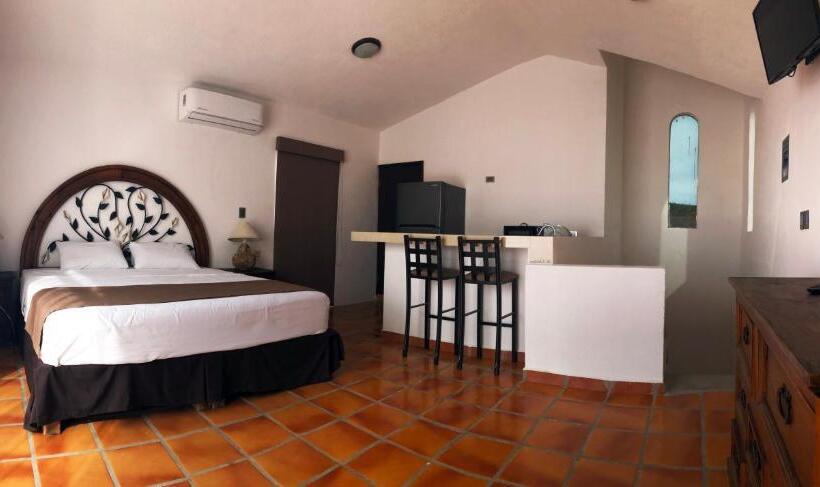 バルコニー付きジュニアスイート, Club Cantamar Beach Hotel & Marina