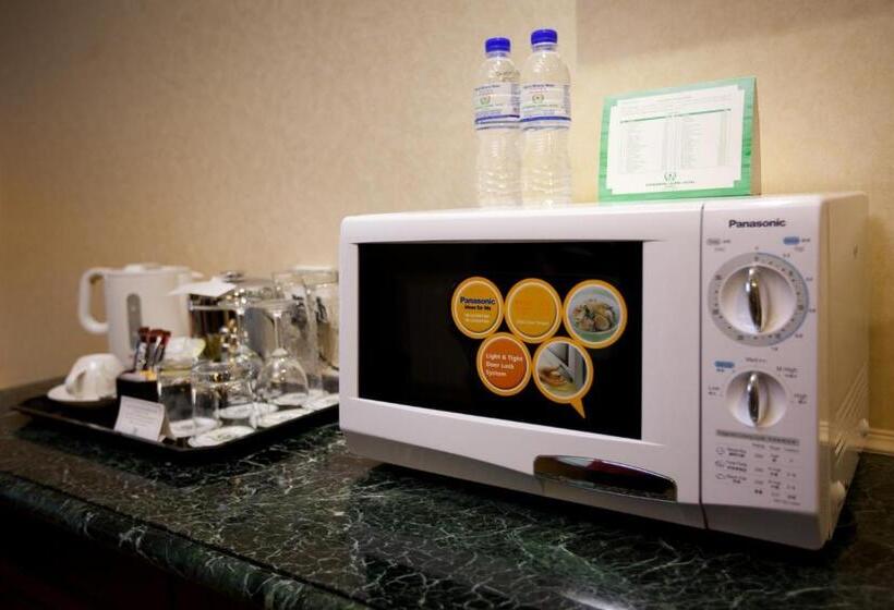 جناح إدارى, Gurney Bay Hotel, A Parkroyal Partner