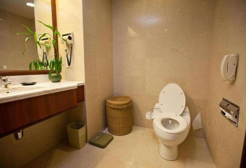 اتاق لوکس با چشم‌انداز دریا, Gurney Bay Hotel, A Parkroyal Partner