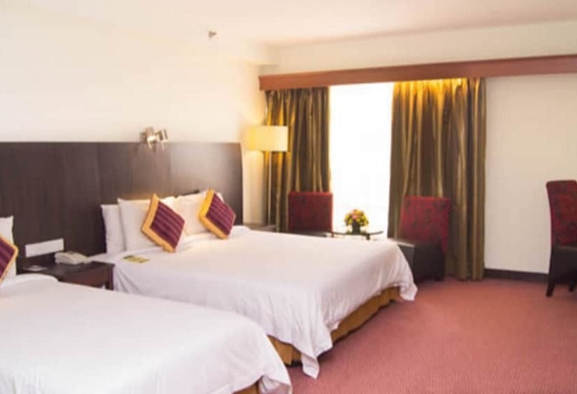 프리미엄 트리플 룸, Grand Continental Kuantan