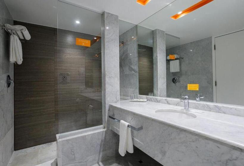 غرفة ديلوكس سرير كينج, Real Inn Tijuana By Camino Real Hoteles