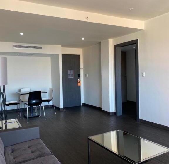 ジュニアスイート, Real Inn Tijuana By Camino Real Hoteles