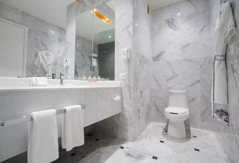سوییت جونیور, Real Inn Tijuana By Camino Real Hoteles
