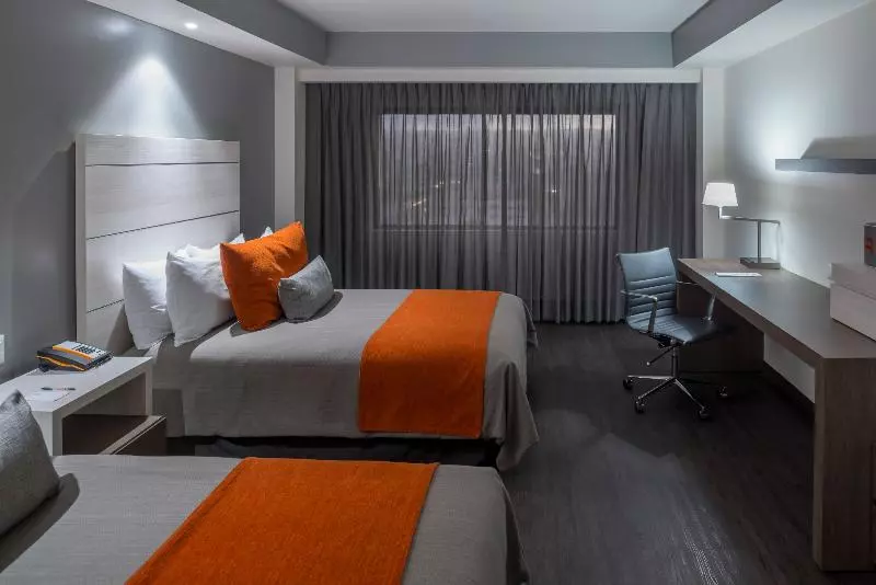 اتاق لوکس, Real Inn Tijuana By Camino Real Hoteles