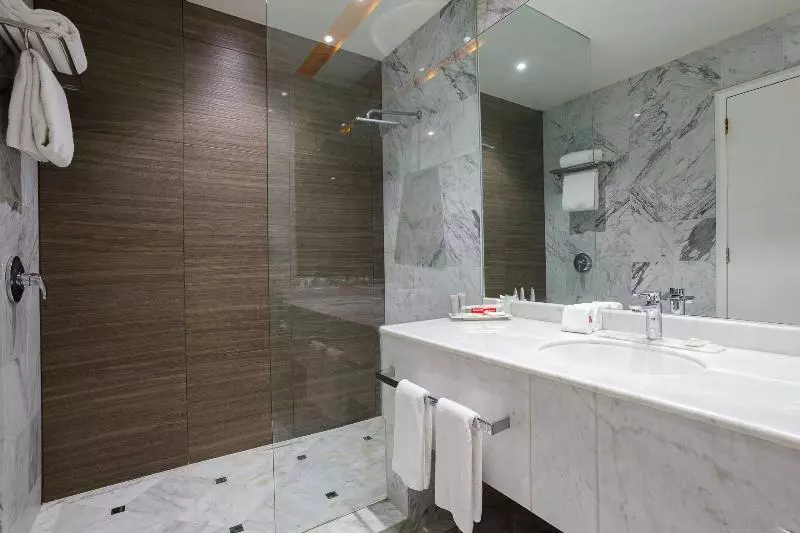 اتاق اجرایی با تخت بزرگ, Real Inn Tijuana By Camino Real Hoteles