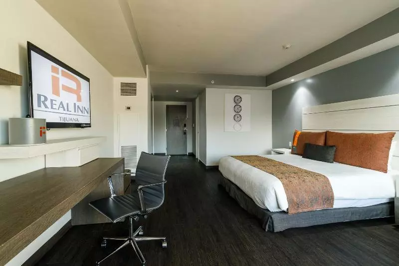 اتاق اجرایی با تخت بزرگ, Real Inn Tijuana By Camino Real Hoteles