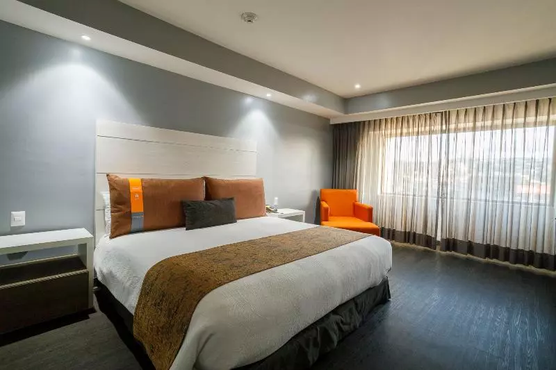 اتاق اجرایی با تخت بزرگ, Real Inn Tijuana By Camino Real Hoteles
