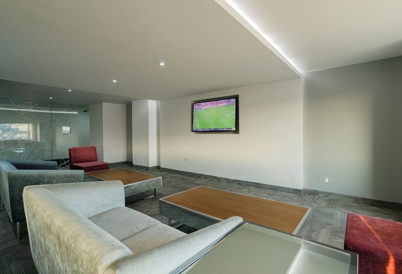 جناح جونيور, Real Inn Tijuana By Camino Real Hoteles