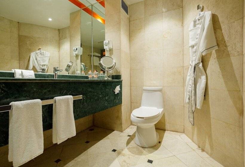 ジュニアスイート, Real Inn Tijuana By Camino Real Hoteles