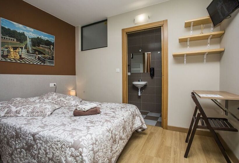 スタンダードルーム, Pension Siete En El Camino