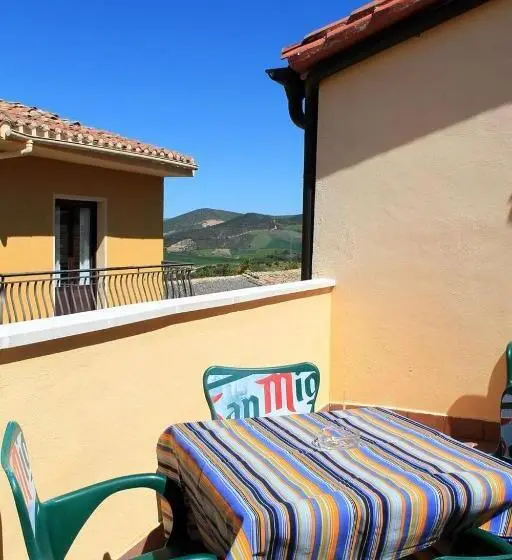 １ベッドルームハウス, La Bodega Del Camino Aka Albergue On Thele
