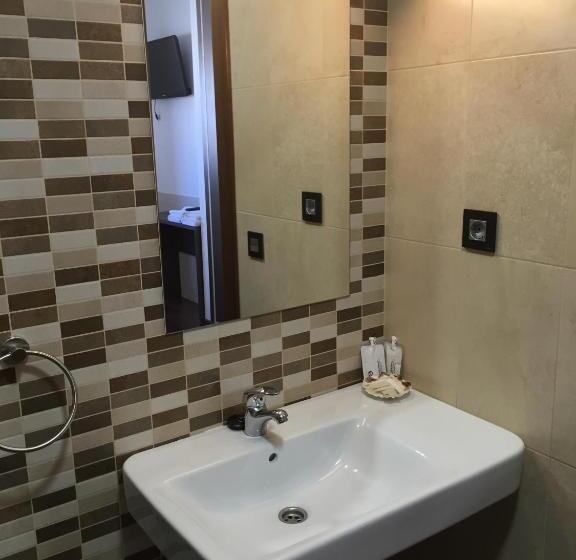 Номер Стандарт, Rural En El Camino