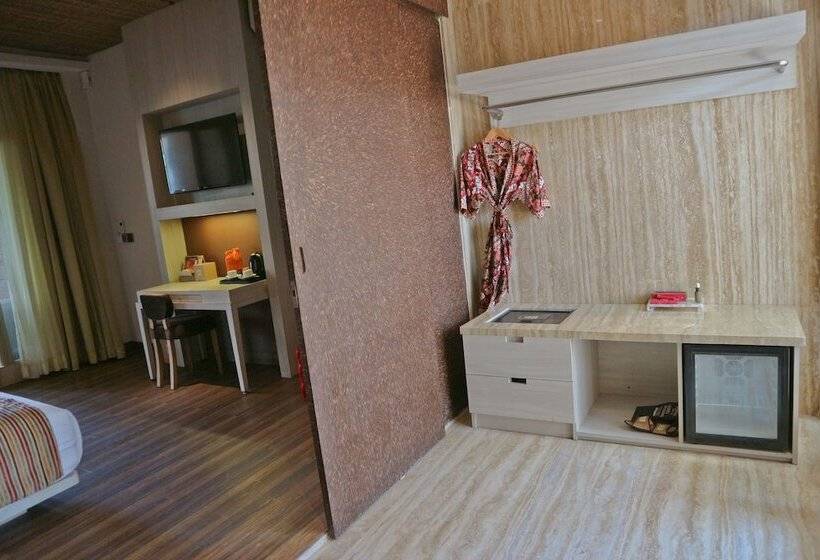 Standart Oda, Grand Mega Resort And Spa Cepu