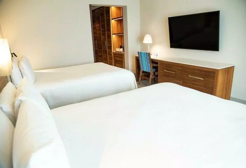 オーシャンビュースタンダードルーム, Emporio Cancun Buy All Inclusive Option