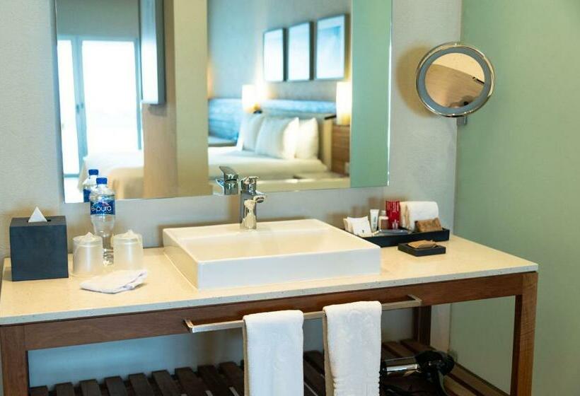 اتاق استاندارد با تخت بزرگ, Emporio Cancun   Buy All Inclusive Option