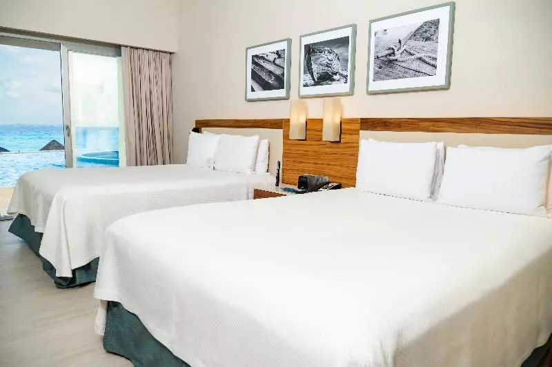 オーシャンビュースタンダードルーム, Emporio Cancun Buy All Inclusive Option