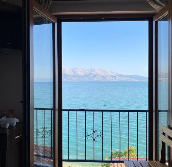 غرفة قياسية مطلّة علي البحيرة, Fulya Pension