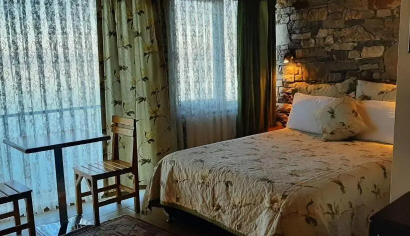 Comfort room with lake view, Fulya Pension