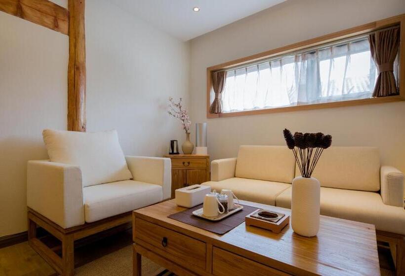 スーペリアースイート, Lijiang Sunshine Nali Inn