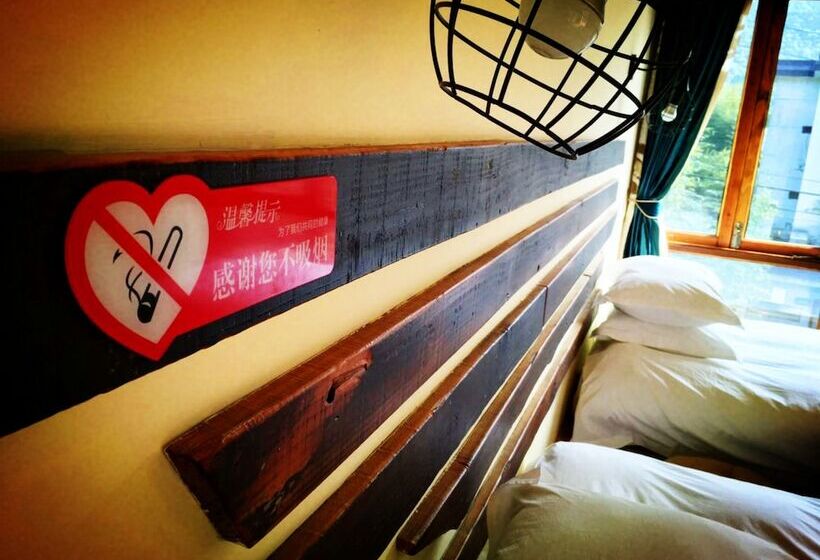 חדר משפחתי, Moganshan Jianqi Inn