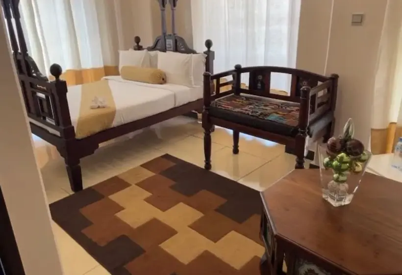سوییت لوکس, Dreams Hotel Zanzibar