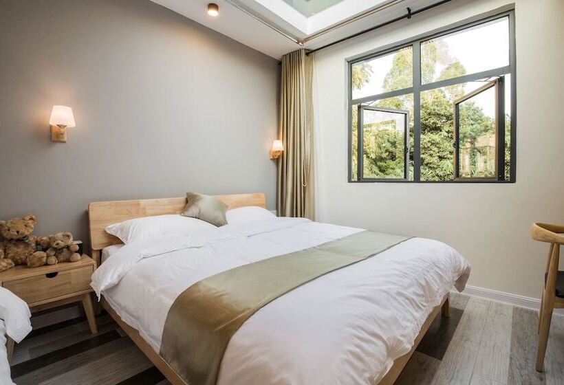 سوییت لوکس, Guilin Lakeside Yige