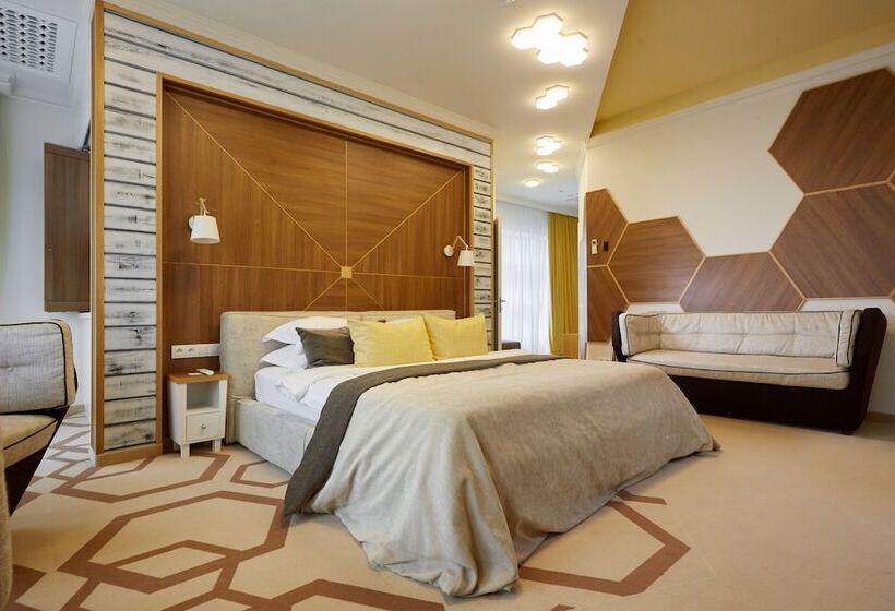 Президентский Люкс, Riviera Wellness Resort