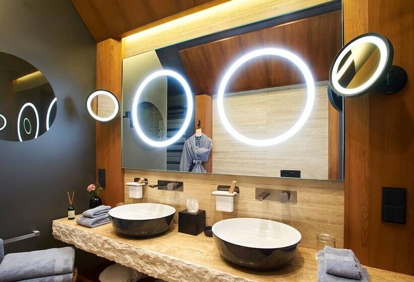 Люкс Повышенной Комфортности, Riviera Wellness Resort