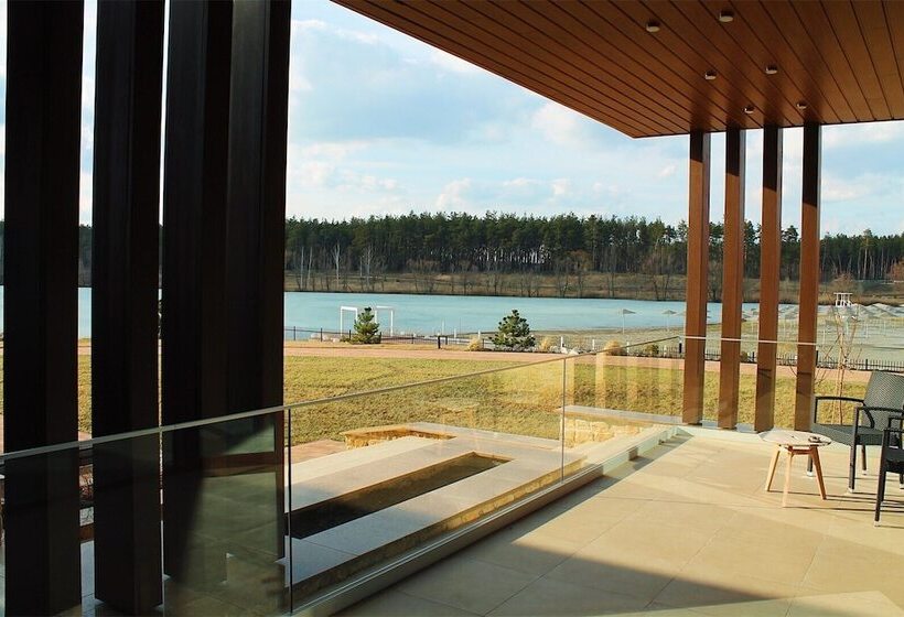 سوییت لوکس, Riviera Wellness Resort