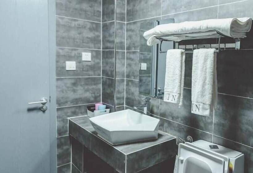 חדר משפחתי, Weihai In Tone Inn